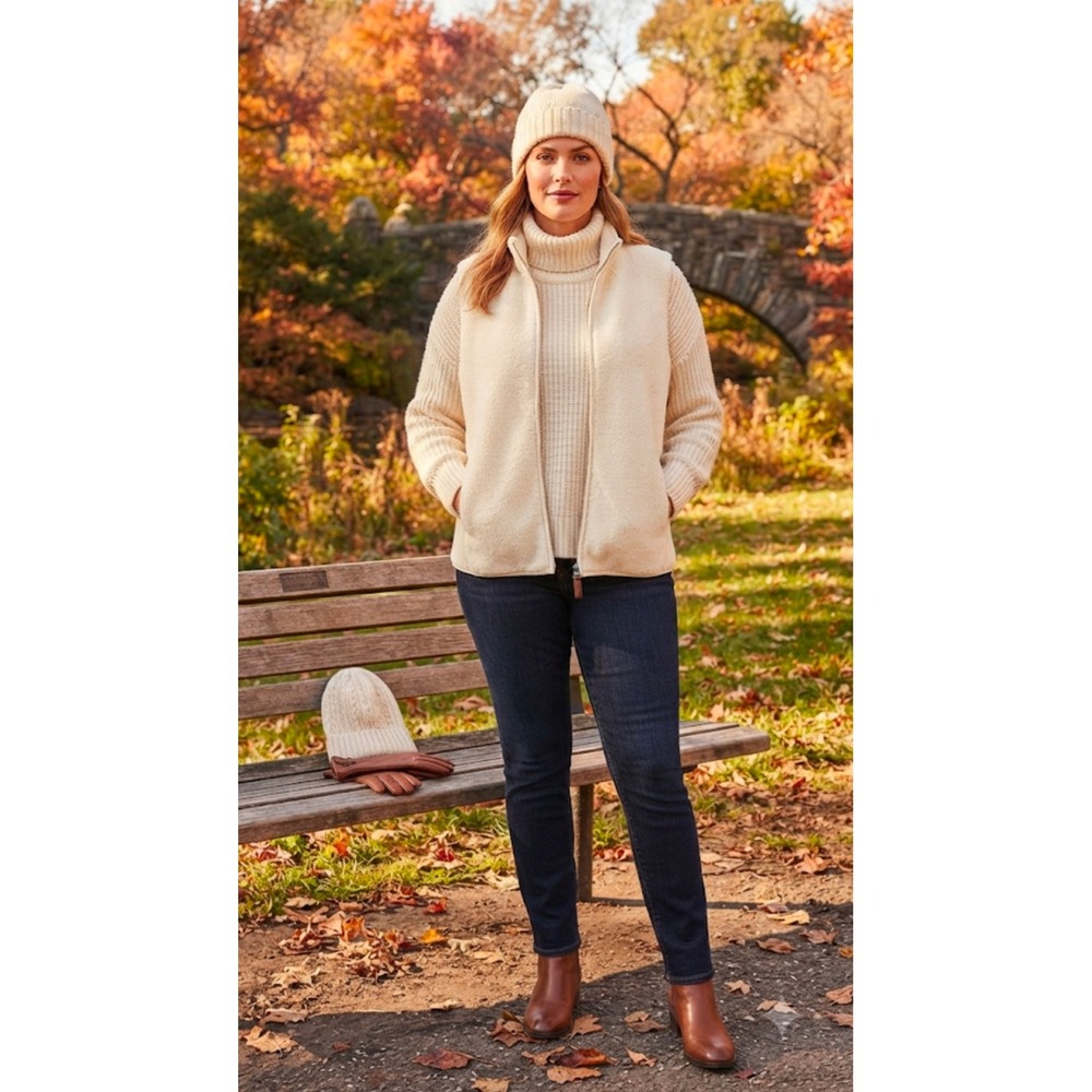 Talbots Womens XL Cream Ivory Fleece Ribbed Trim Full Zip Mock Neck Vest EUC
